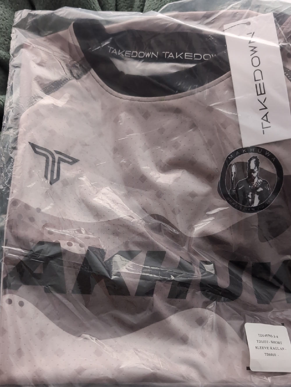 Takedown Short Sleeve Raglan- YL